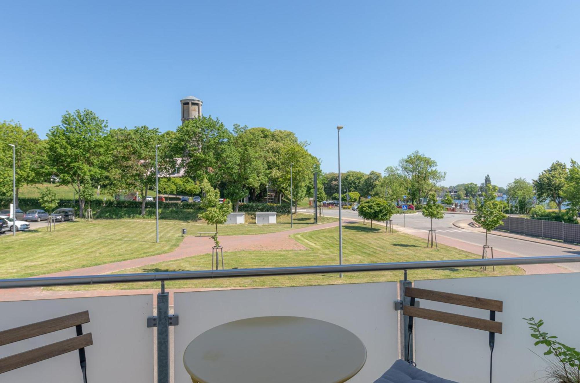 Ferienwohnung Hafensegler Am Stadthafen Roebel Exterior foto