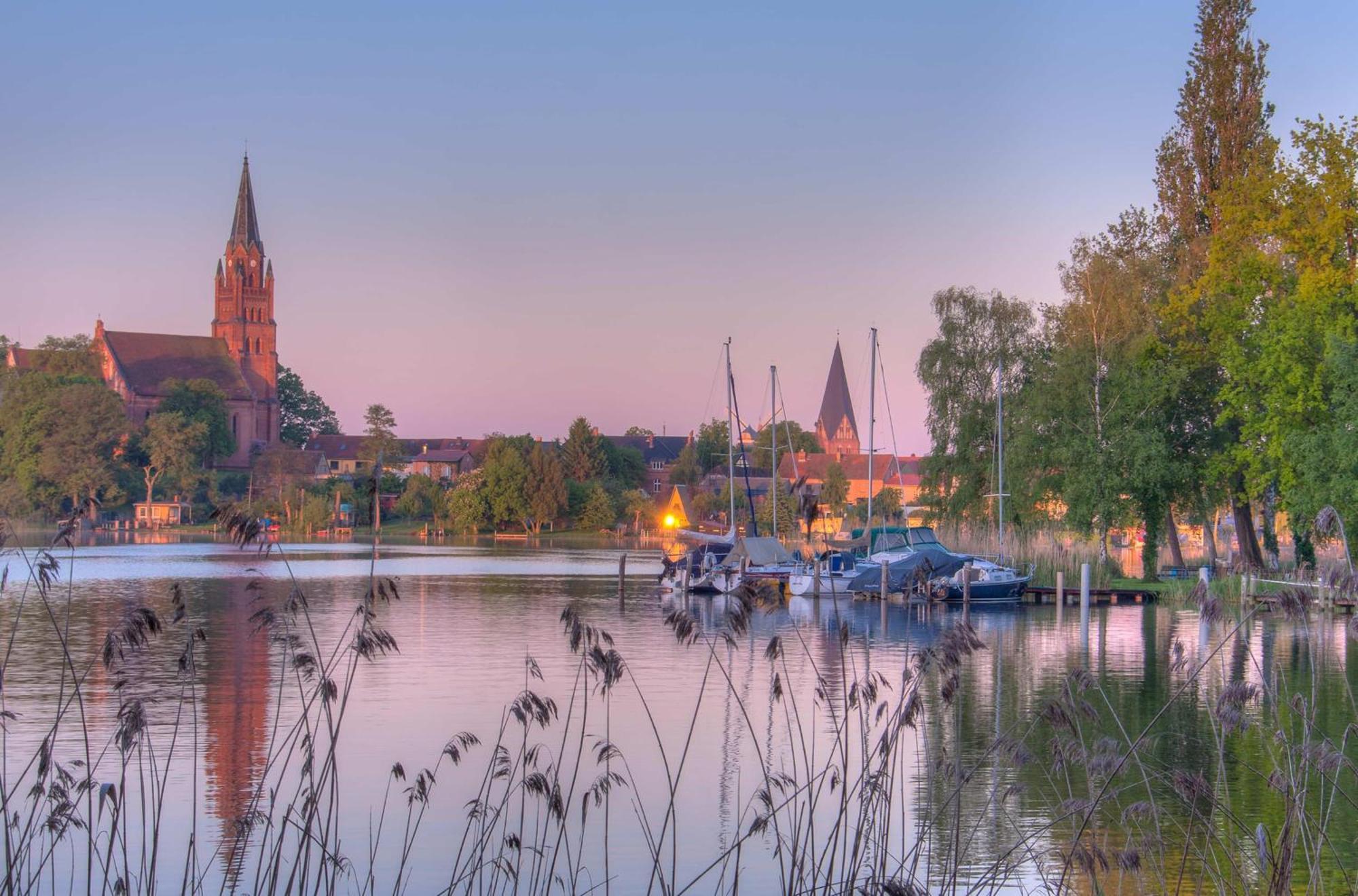 Ferienwohnung Hafensegler Am Stadthafen Roebel Exterior foto